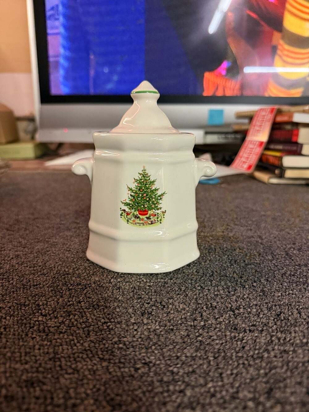 Pfaltzgraff Christmas Heritage Sugar Bowl & Lid White Stoneware